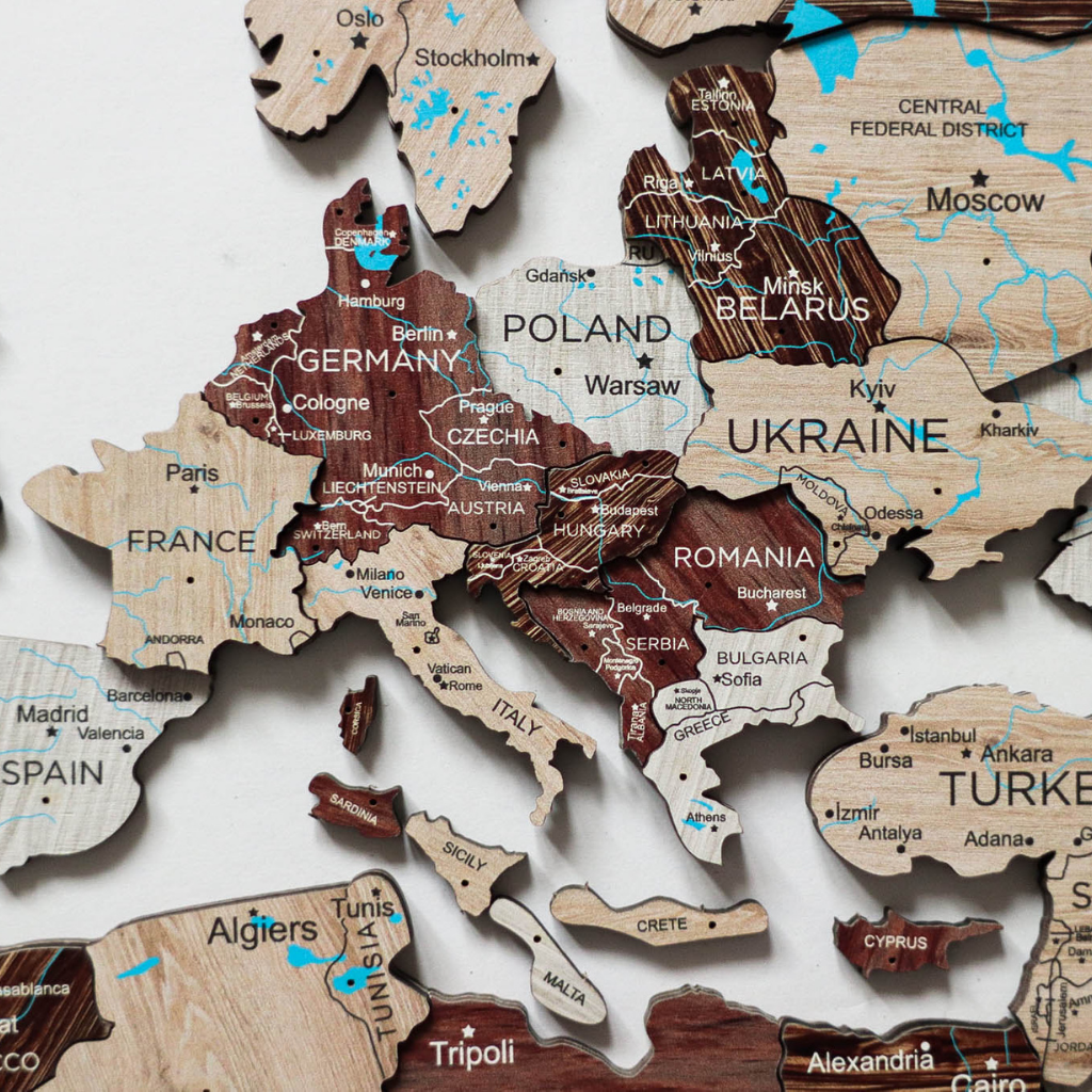 خرائط العالم الخشبية ثلاثية الأبعاد