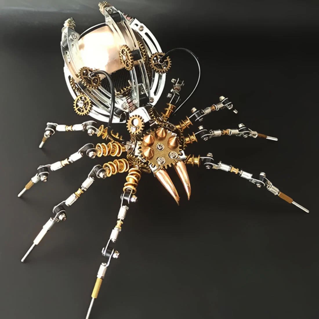 نموذج العنكبوت ثلاثي الأبعاد + مكبر صوت بلوتوث