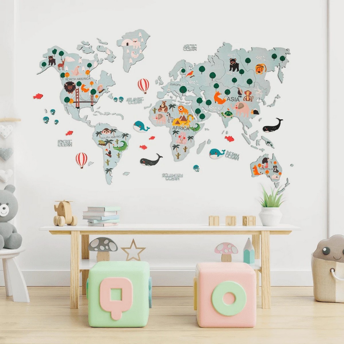 خريطة خشبية للأطفال على الحائط